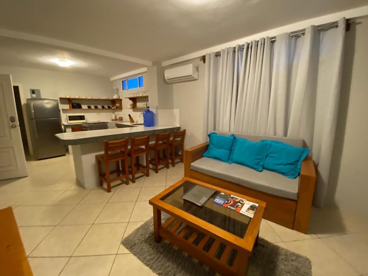 Torre Mar Galapagos Boutique Suites Puerto Ayora  Exterior foto